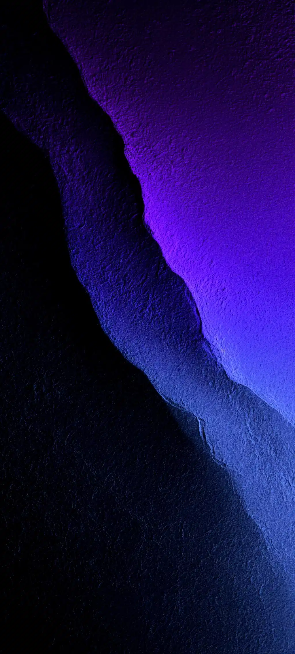 Glowing Blue Violet Curved Stripes Wallpaper